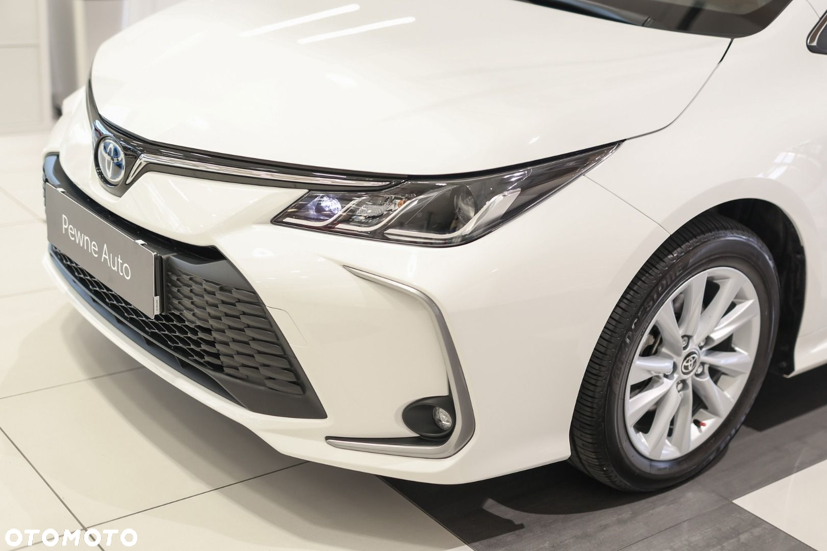Toyota Corolla - 22