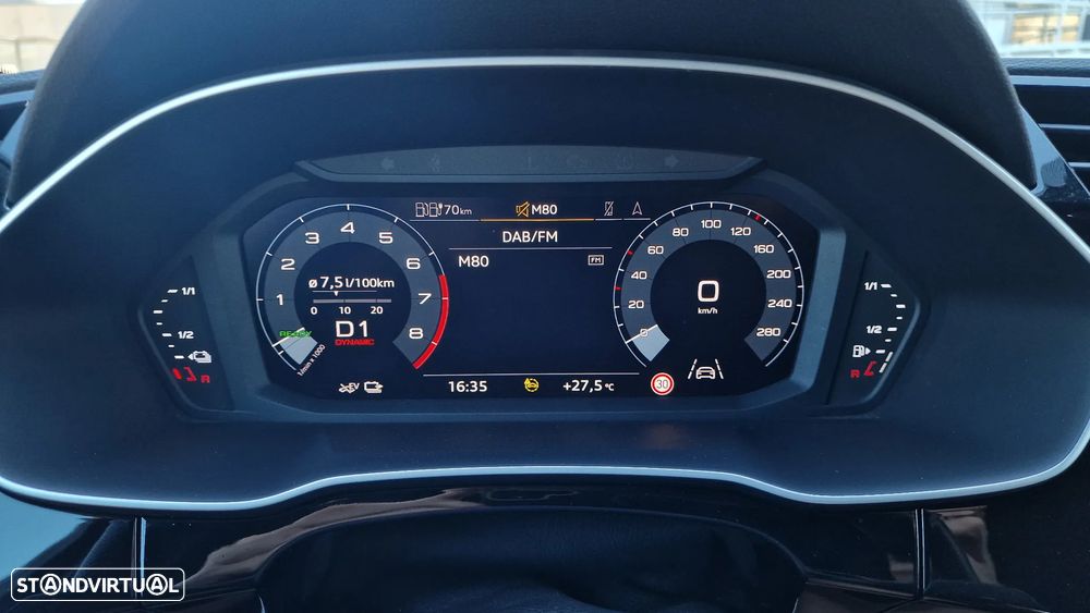 Audi Q3 Sportback 45 TFSIe S tronic S line - 37