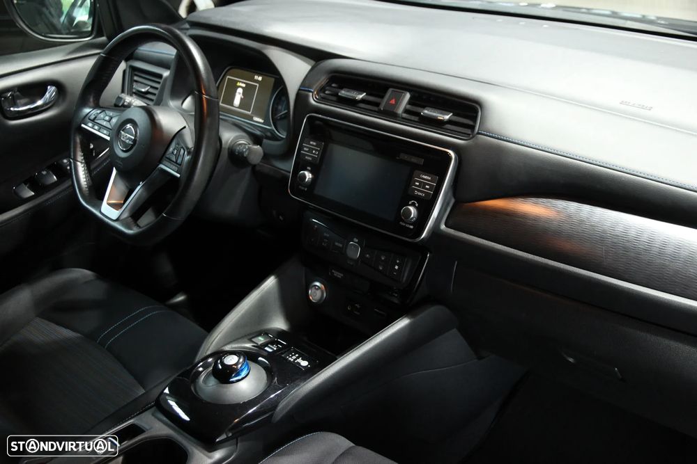 Nissan Leaf N-Connecta - 8