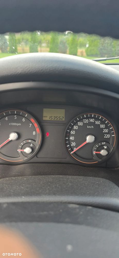 Kia Rio - 9