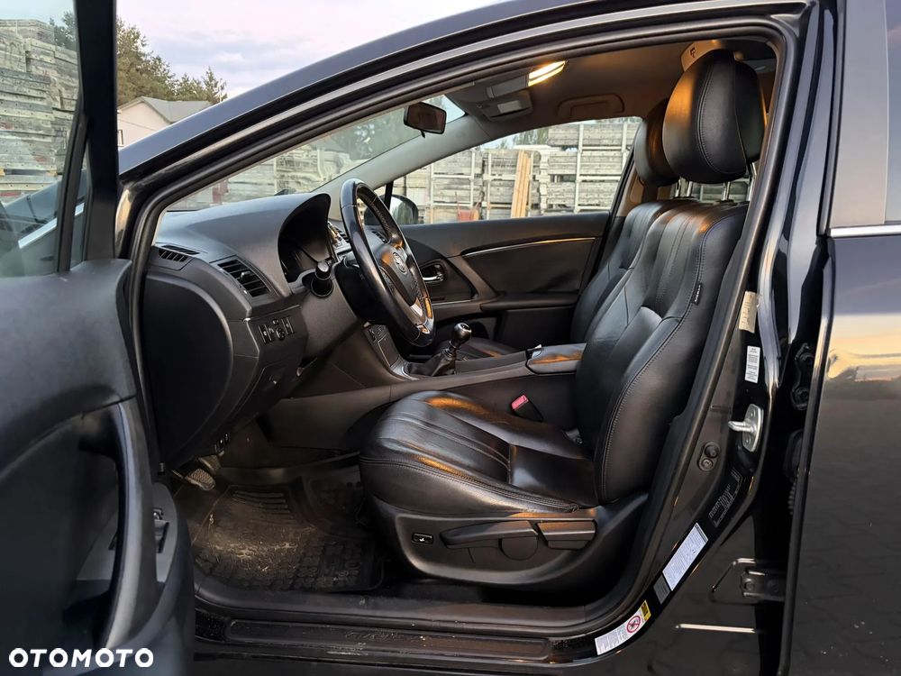 Toyota Avensis 2.0 D-4D Sol - 10