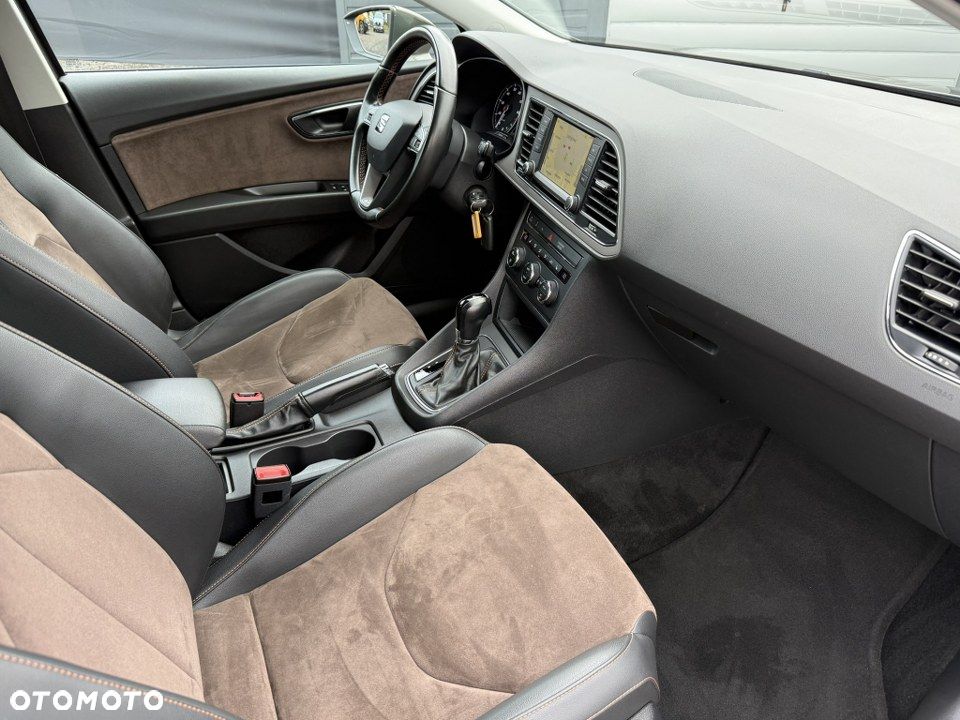 Seat Leon Sportstourer 1.8 TSI Start&Stop 4Drive DSG X-Perience - 28