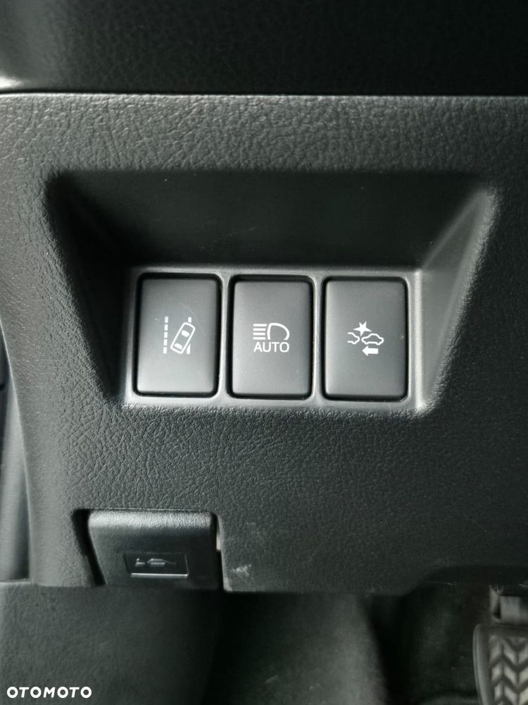 Toyota Yaris 1.5 Premium - 33