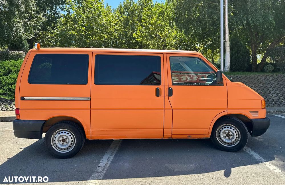 Volkswagen Transporter - 2