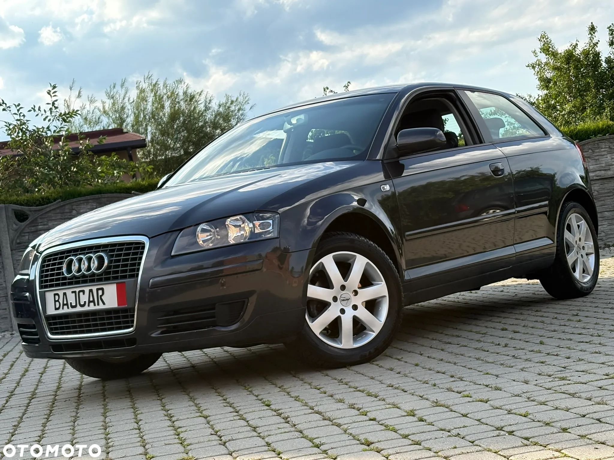 Audi A3 1.6 Attraction - 1