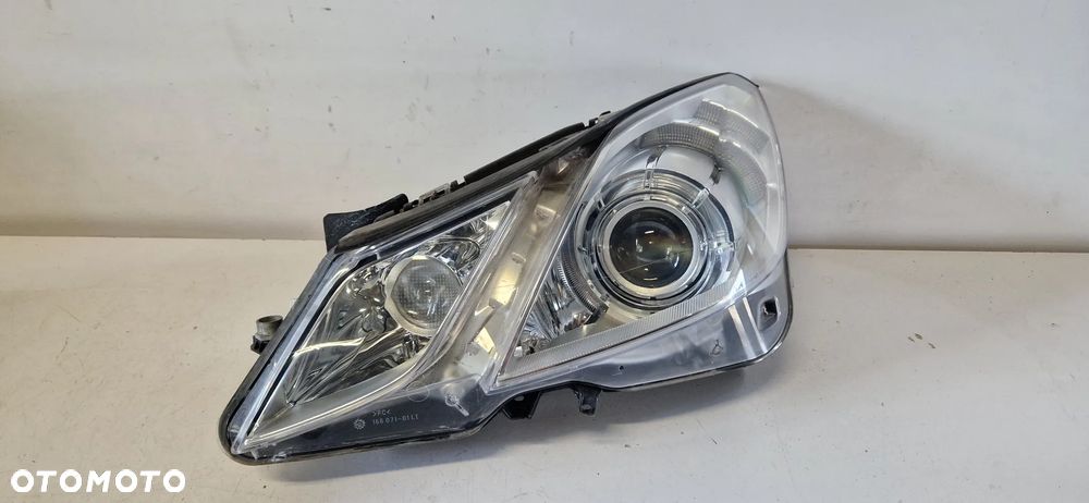 Lampa przód lewa Mercedes E Coupe w207 207 Xenon