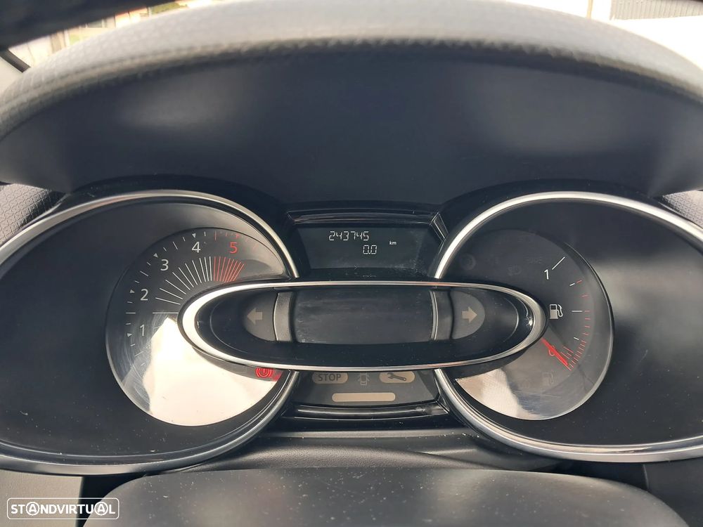 Renault Clio Sport Tourer 1.5 dCi Limited - 3