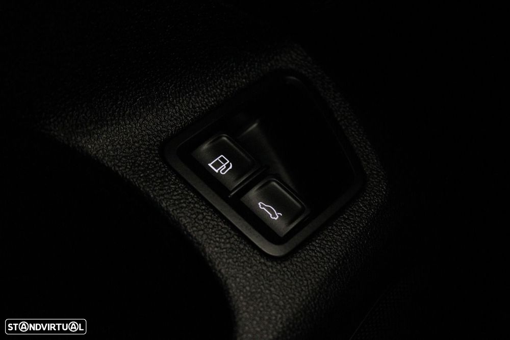 VW Passat Variant 1.4 TSI GTE Plug-in - 32