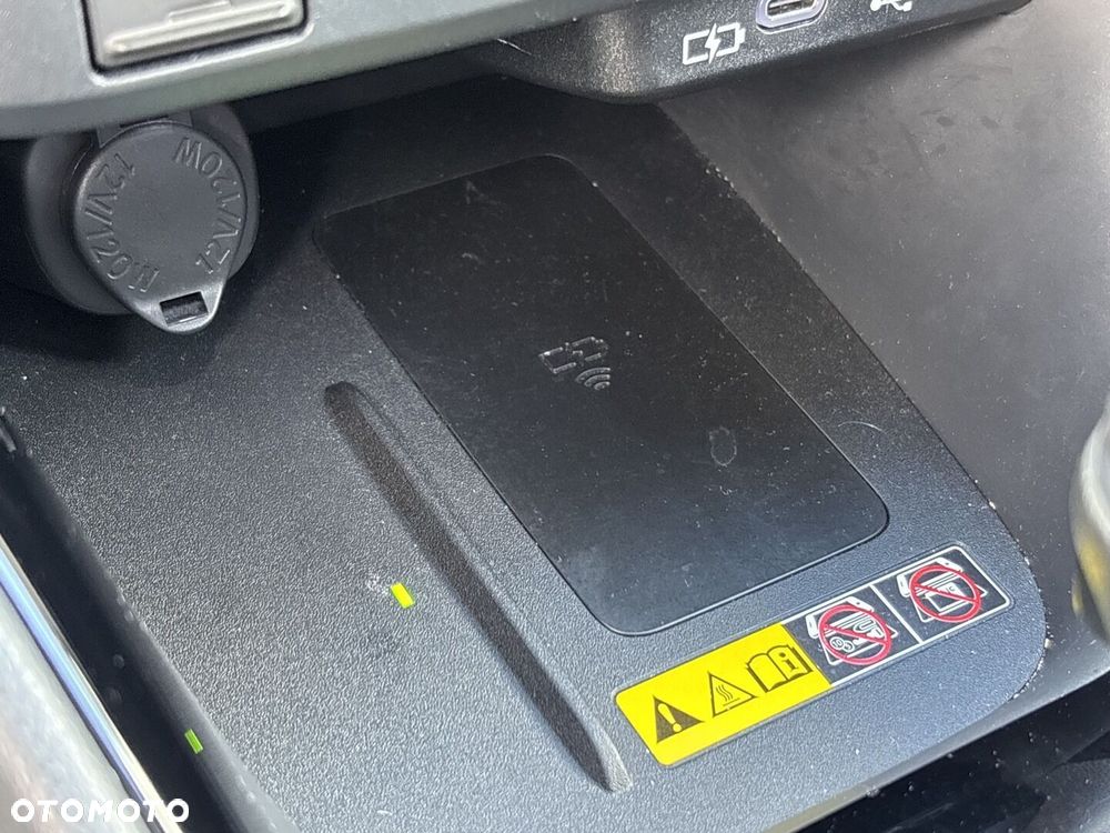 Toyota Yaris Hybrid 1.5 Style - 25