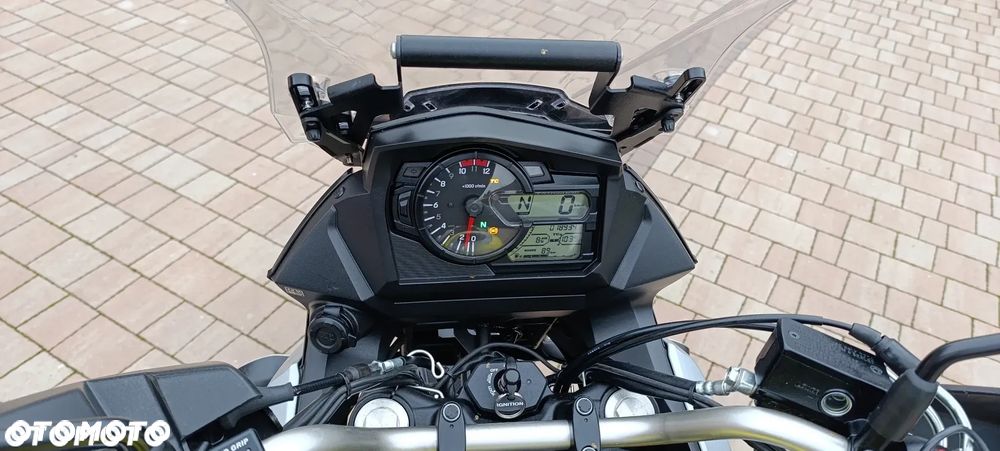 Suzuki V-STROM - 14