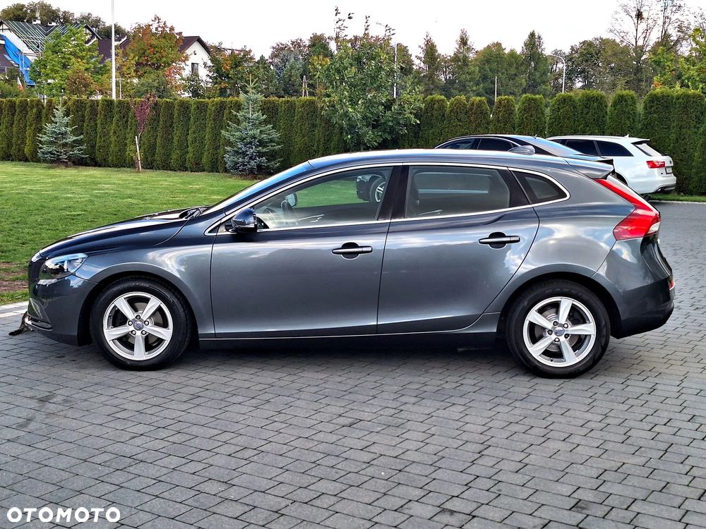 Volvo V40 D2 Momentum - 7