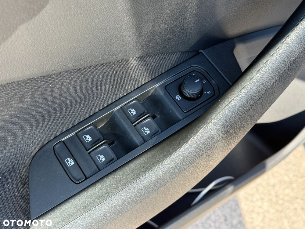 Skoda Kamiq 1.5 TSI Monte Carlo DSG - 29