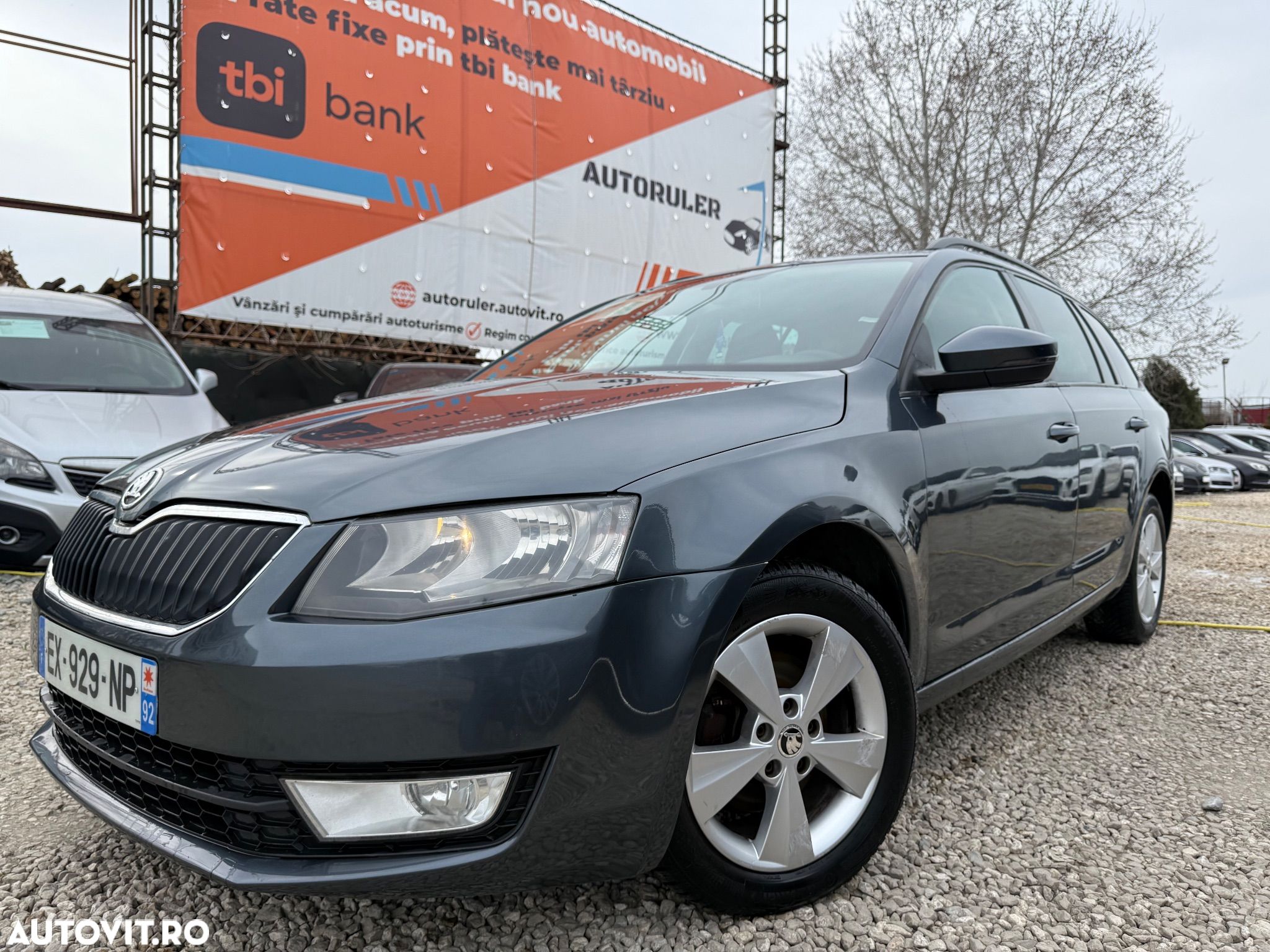 Skoda Octavia Combi Diesel 2.0 TDI DSG Style - 1