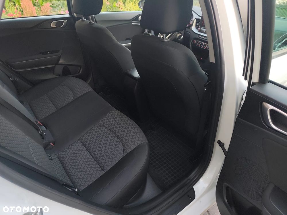 Kia Ceed 1.0 T-GDI S - 26