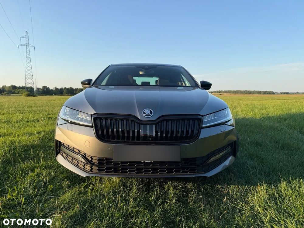 Skoda Superb 2.0 TDI SCR Sportline DSG - 7