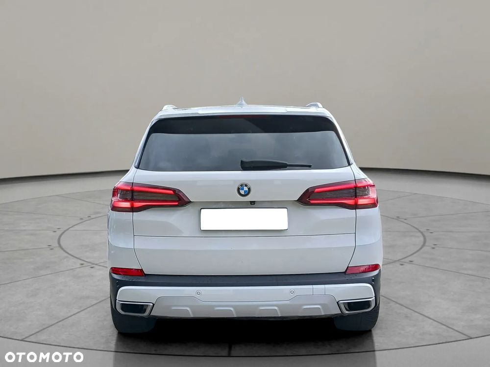 BMW X5 2021 photo 4