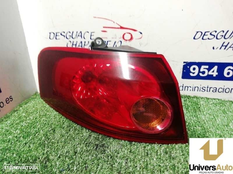 FAROLIM TRASEIRO ESQUERDO FIAT CROMA 2007 - - 4