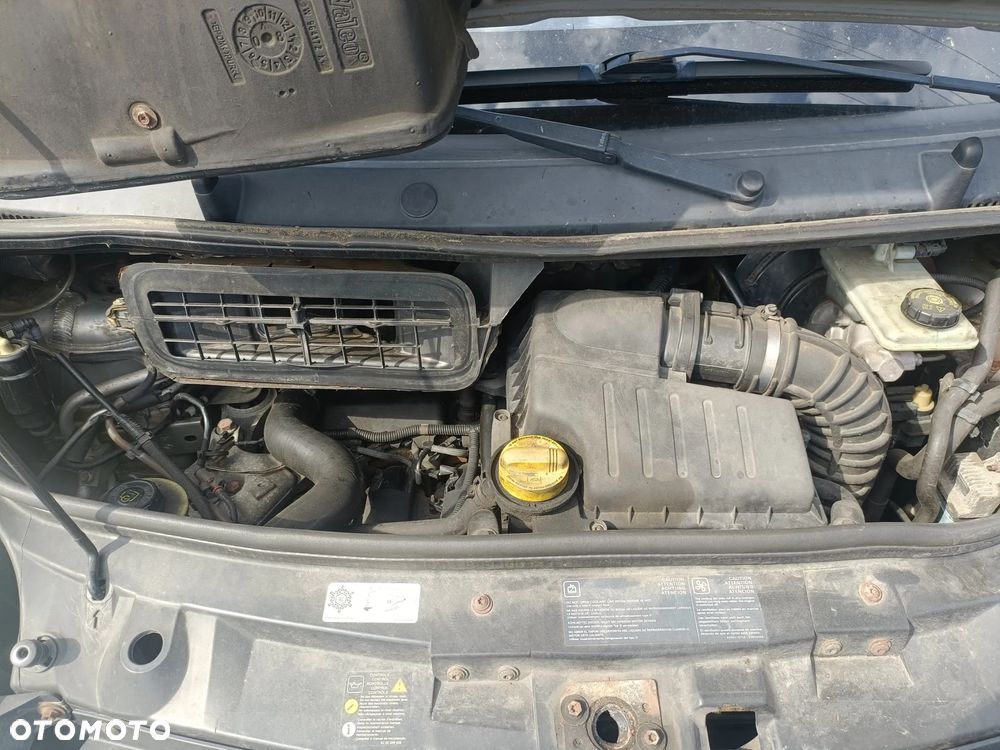 Opel Vivaro L2H1 2.9t - 23