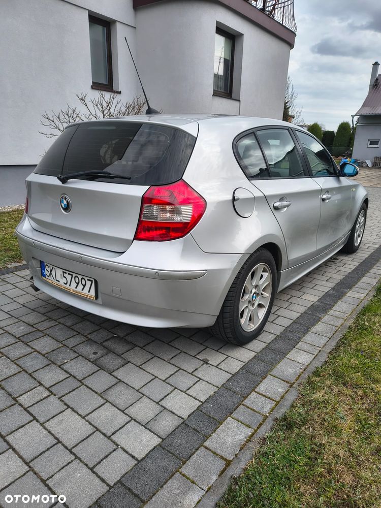 BMW Seria 1 118d - 4