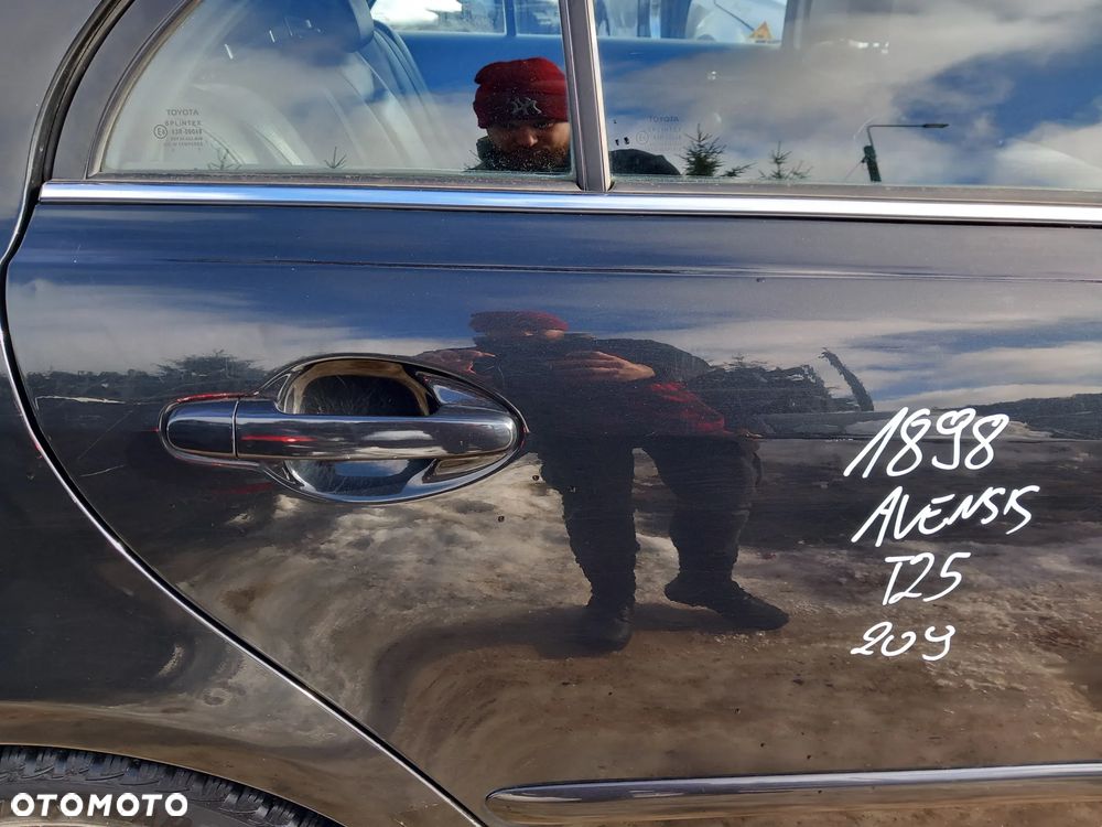 TOYOTA AVENSIS T25 DRZWI PRAWE TYLNE PRAWY TYŁ SEDAN KOLOR: 209 - 2