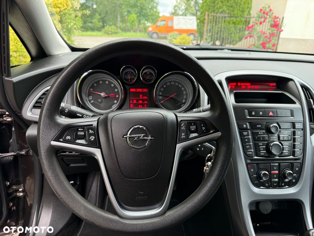 Opel Astra 1.4 Turbo ecoFLEX Start/Stop 150 Jahre - 23