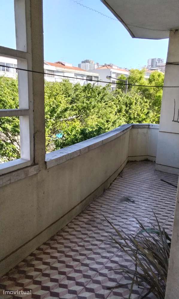 Apartamento T5  Av. Almirante Gago Coutinho 1700- 027 Lisboa - Grande imagem: 2/16