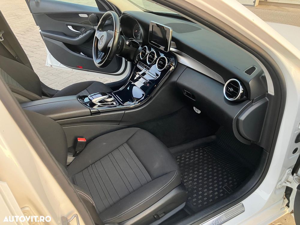 Mercedes-Benz C 180 (BlueTEC) d 7G-TRONIC - 26