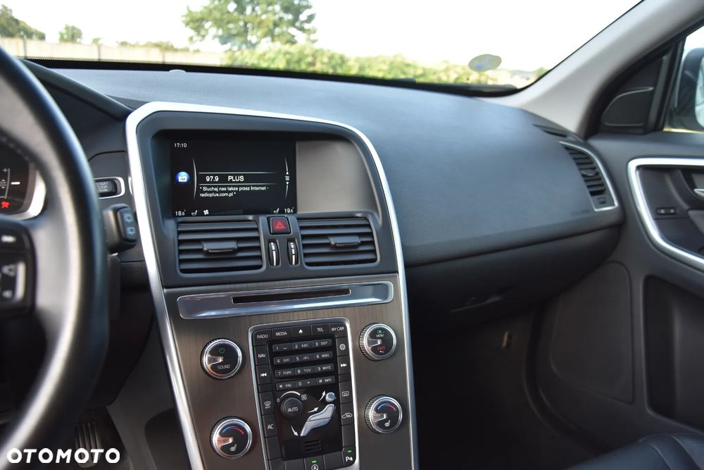 Volvo XC 60 D4 Summum - 17
