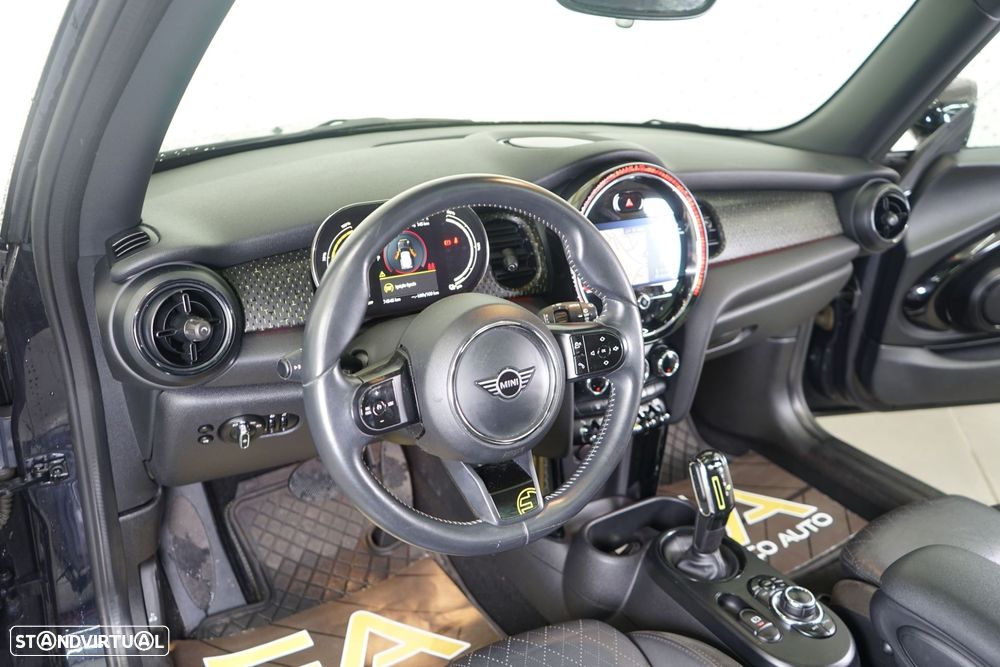 MINI 3 Portas Cooper SE Premium Classic - 17