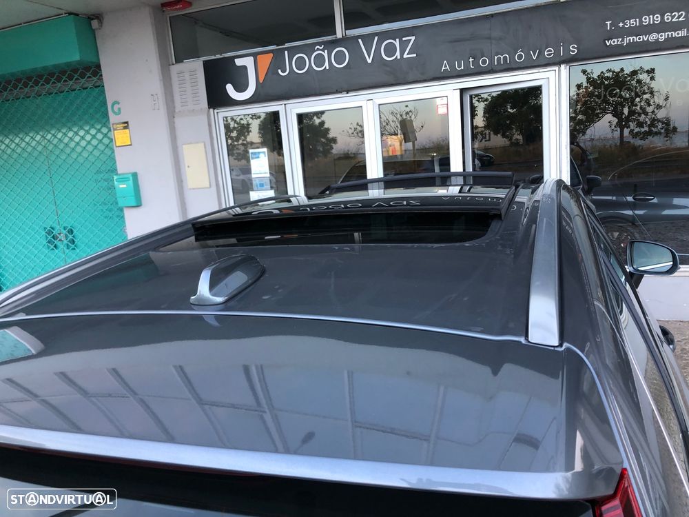 Volvo XC 60 2.0 T8 PHEV Momentum Plus AWD - 20