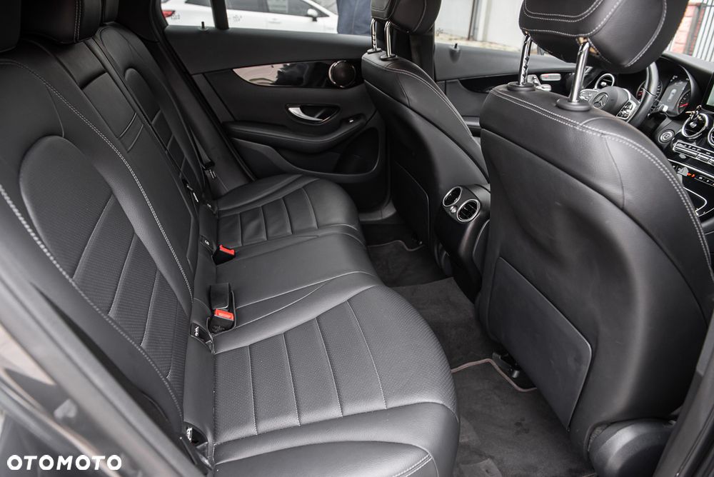 Mercedes-Benz GLC 200 d 4-Matic Business Edition - 34