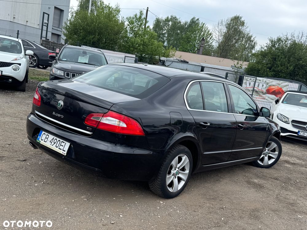 Skoda Superb 2.0 TDI Comfort - 10