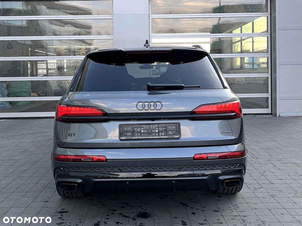 Audi Q7 - 7