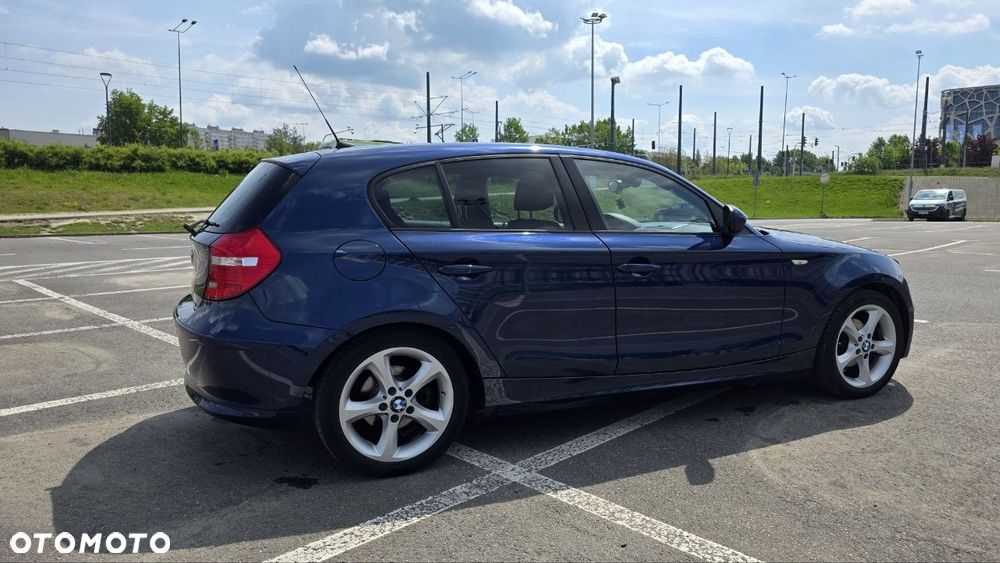 BMW Seria 1 116i - 8