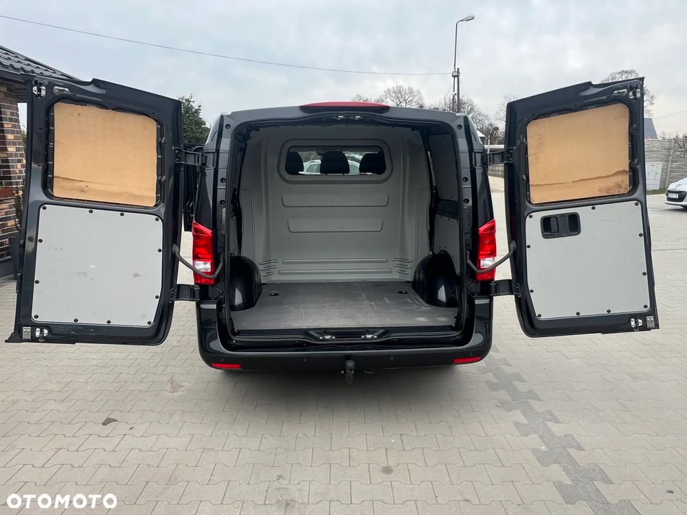Mercedes-Benz Vito - 21