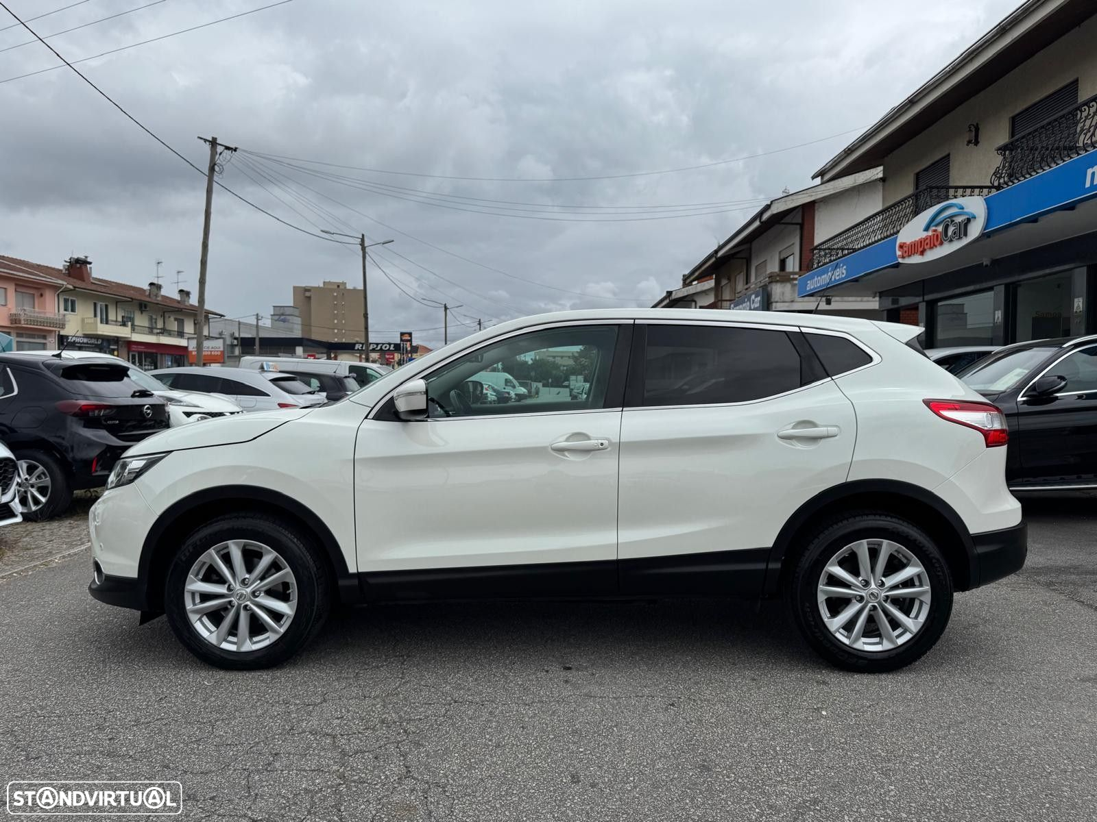 Nissan Qashqai 1.5 dCi N-Connecta - 3
