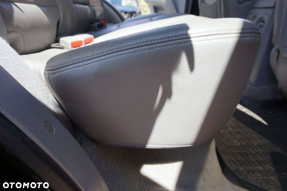 KANAPA TYLNA SORENTO I  KIA 2002-2007 - 6
