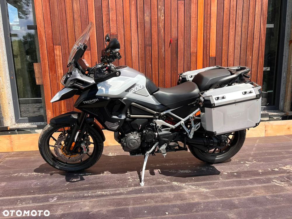 Triumph Tiger - 4