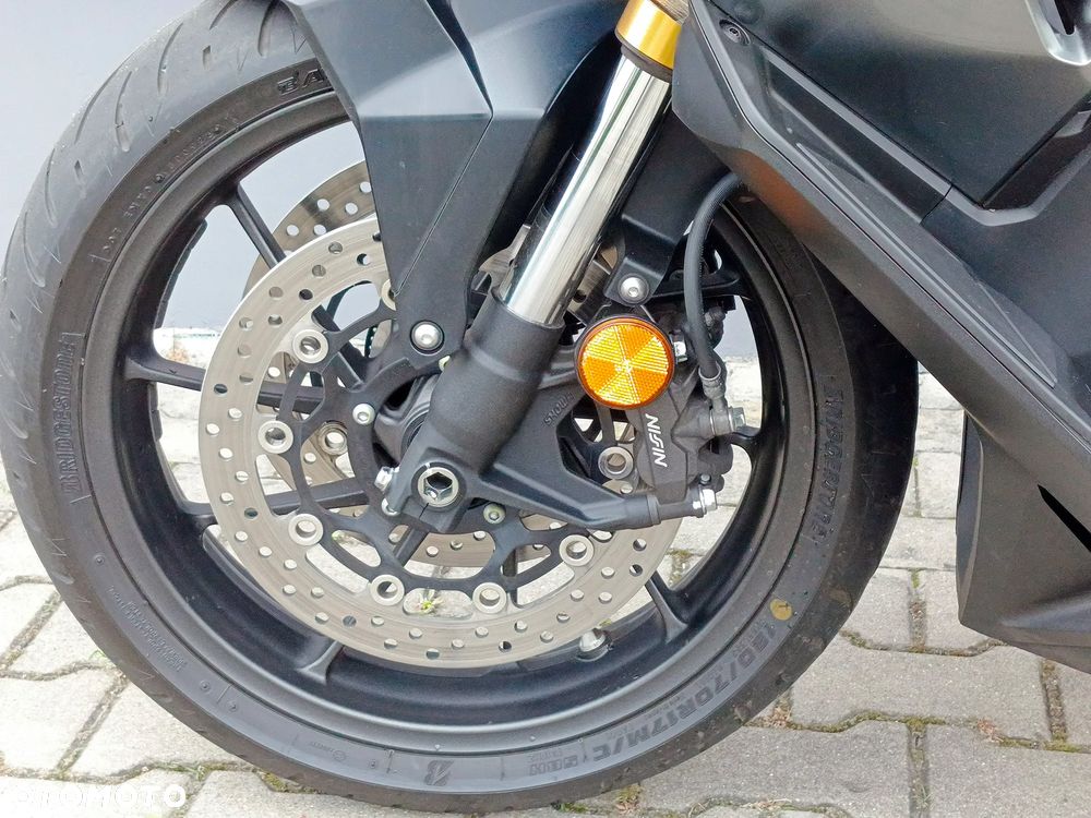 Honda NSS - 5