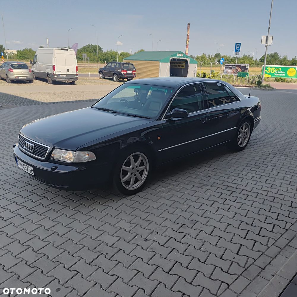 Audi A8 - 5