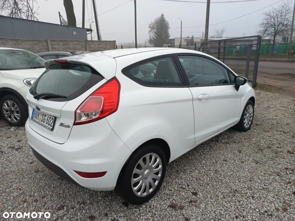 Ford Fiesta 1.25 Ambiente - 11
