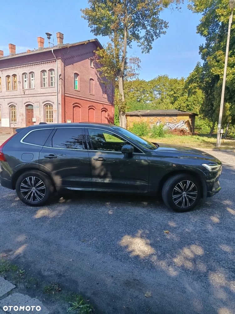 Volvo XC 60 B4 D Momentum Pro - 29