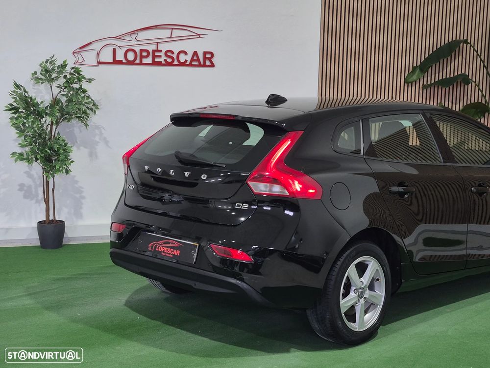 Volvo V40 1.6 D2 Eco Momentum - 4