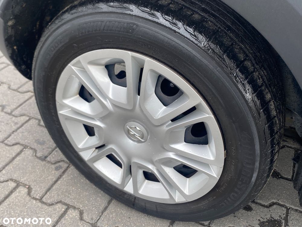 Opel Crossland X 1.2 T Design Line S&S - 14