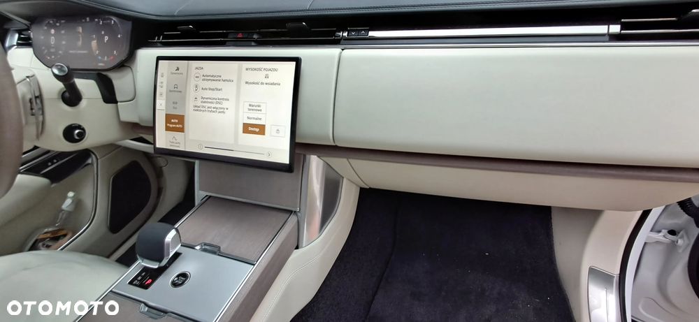 Land Rover Range Rover - 30