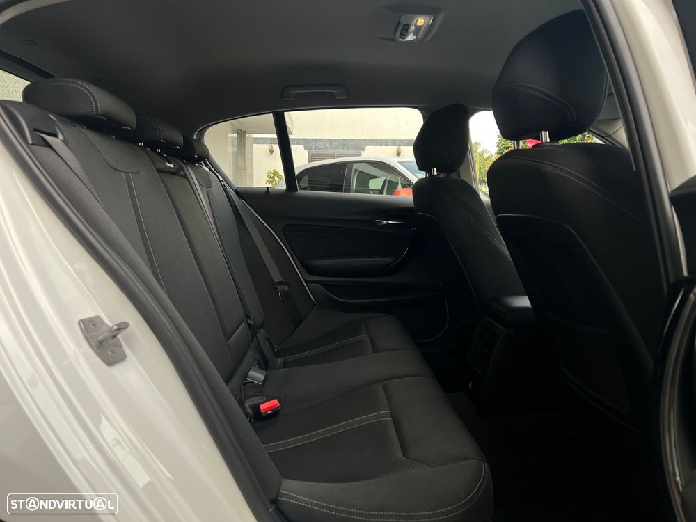 BMW 118 i Line Sport Auto - 25