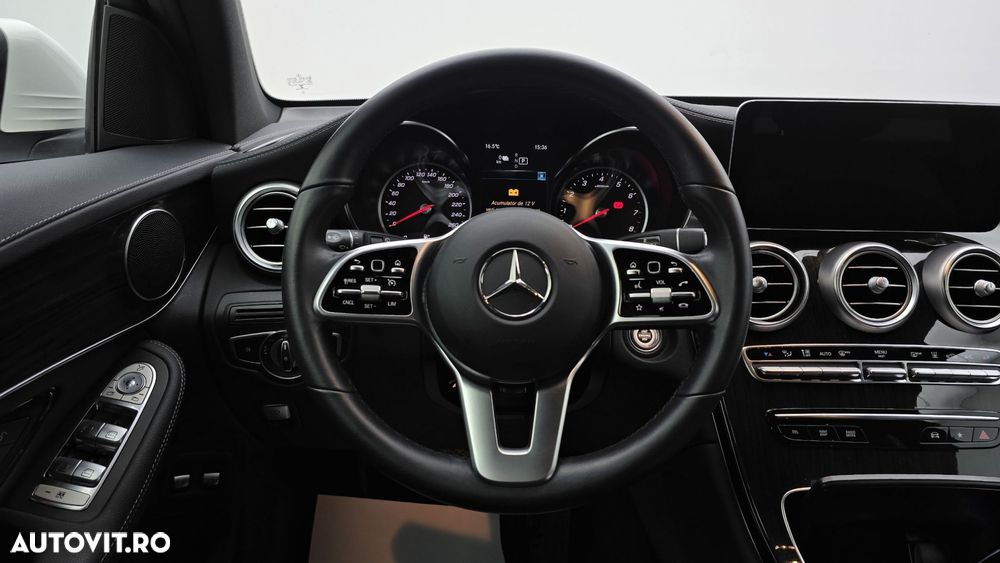 Mercedes-Benz GLC 300 e 4MATIC - 15