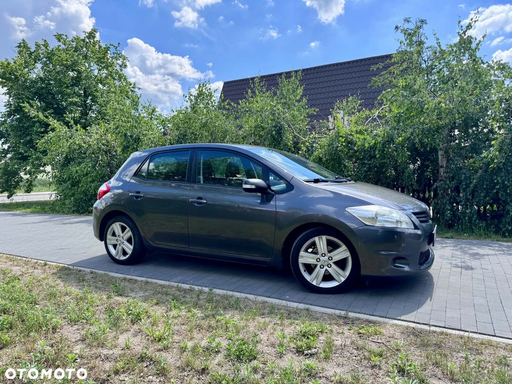 Toyota Auris - 12