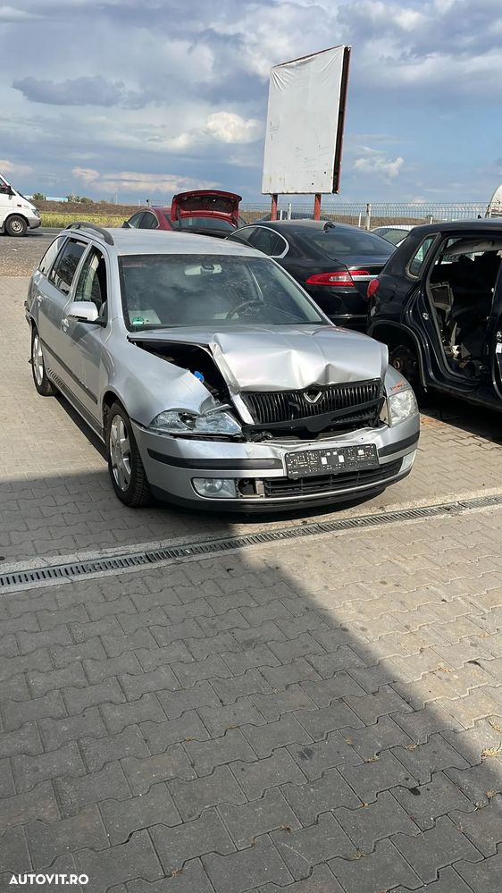 Dezmembram Skoda Octavia 2 break 1.9 tdi BLS an fabricatie 2007 - 1