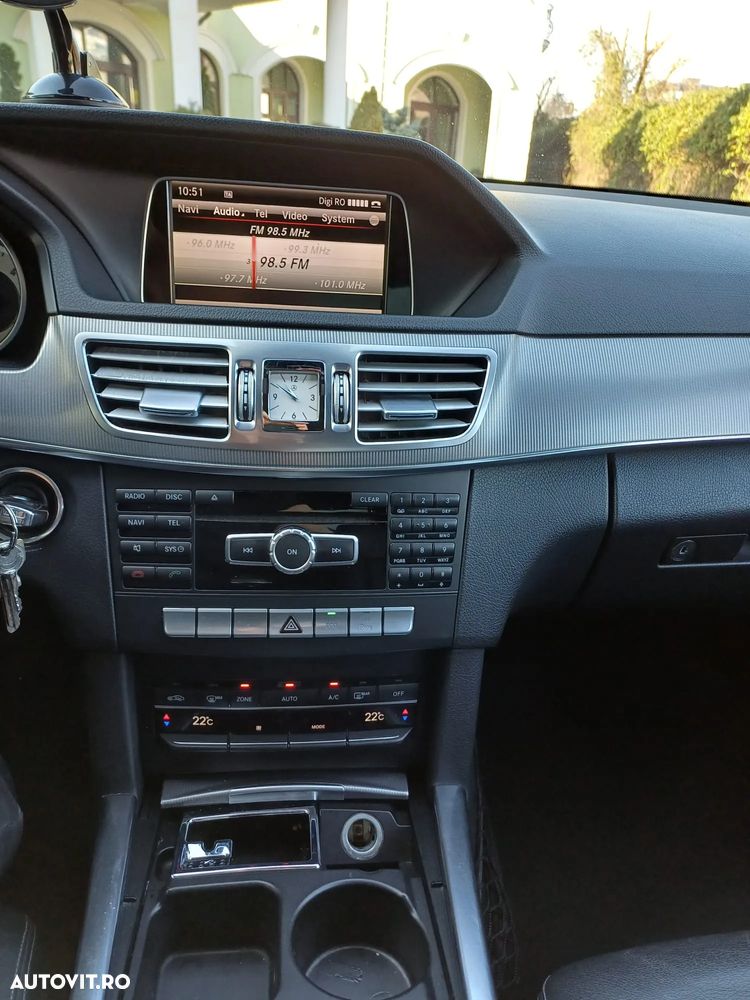 Mercedes-Benz E 220 BlueTEC 4MATIC - 11